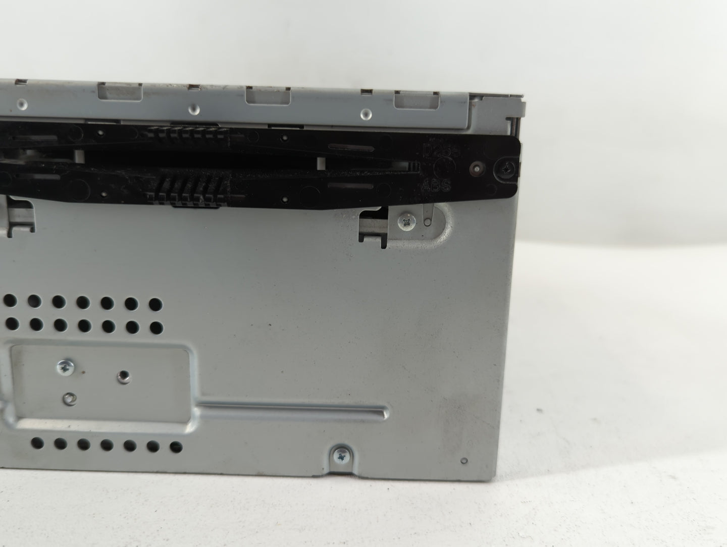 2011-2012 Ford Taurus Radio AM FM Cd Player Receiver Replacement P/N:BG1T-19C157-AB Fits Fits 2011 2012 OEM Used Auto Parts 
