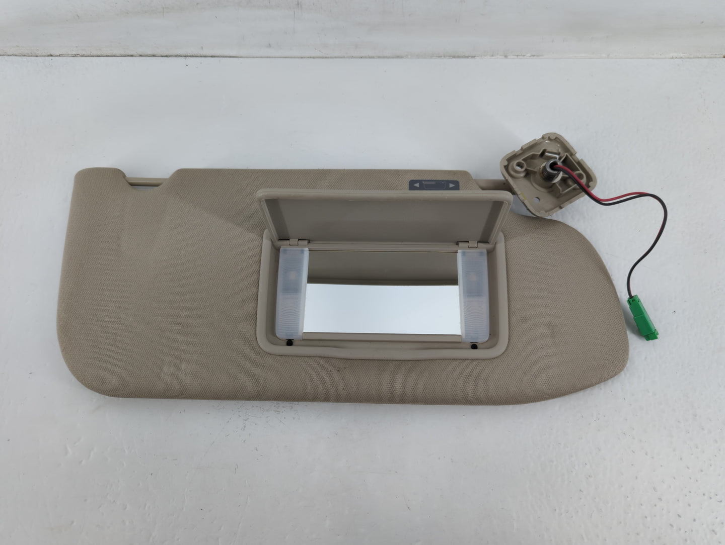 2012 Ford Taurus Sun Visor Shade Replacement Passenger Right Mirror Fits Fits 2010 2011 OEM Used Auto Parts - Oemusedautopar