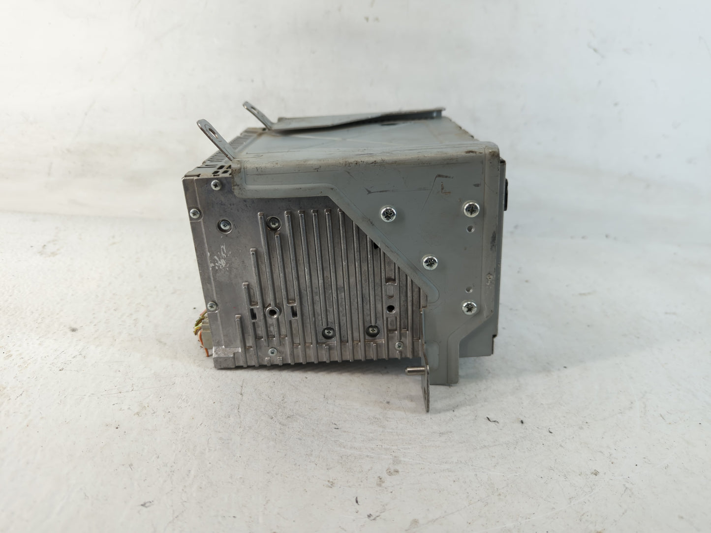 2011-2012 Ford Taurus Radio AM FM Cd Player Receiver Replacement P/N:BG1T-19C159-BB Fits Fits 2011 2012 OEM Used Auto Parts 