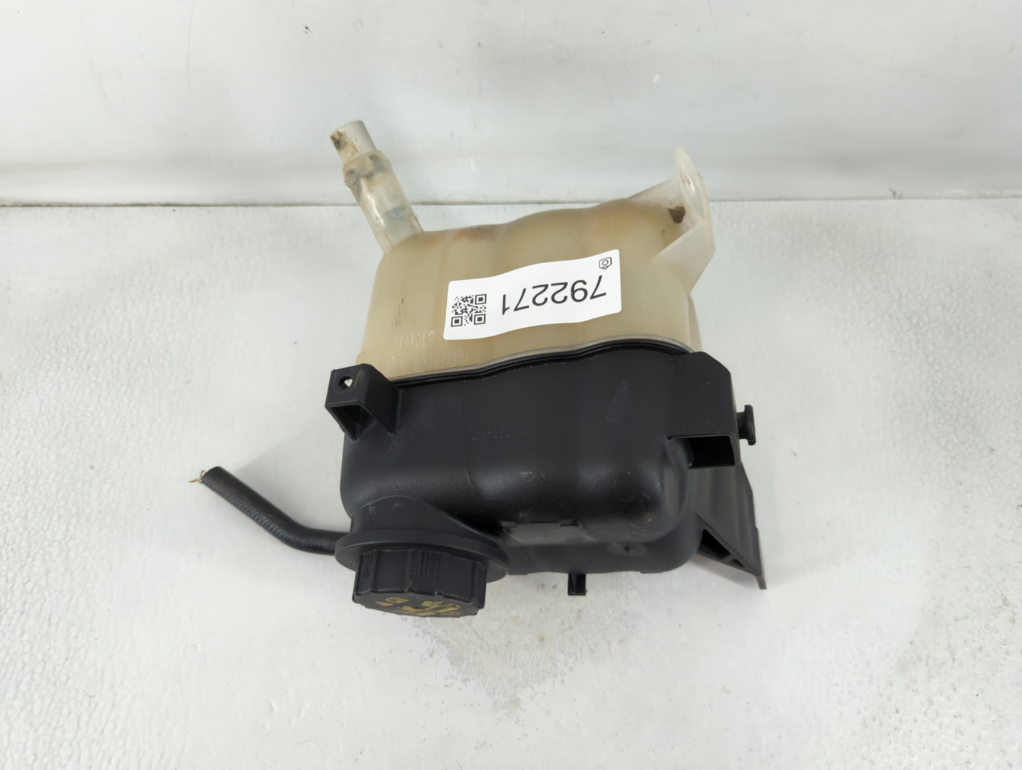 2012-2019 Ford Taurus Radiator Coolant Overflow Expansion Tank Bottle 792271 - Oemusedautoparts1.com