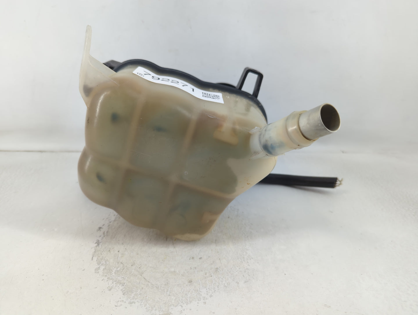 2012-2019 Ford Taurus Radiator Coolant Overflow Expansion Tank Bottle 792271 - Oemusedautoparts1.com