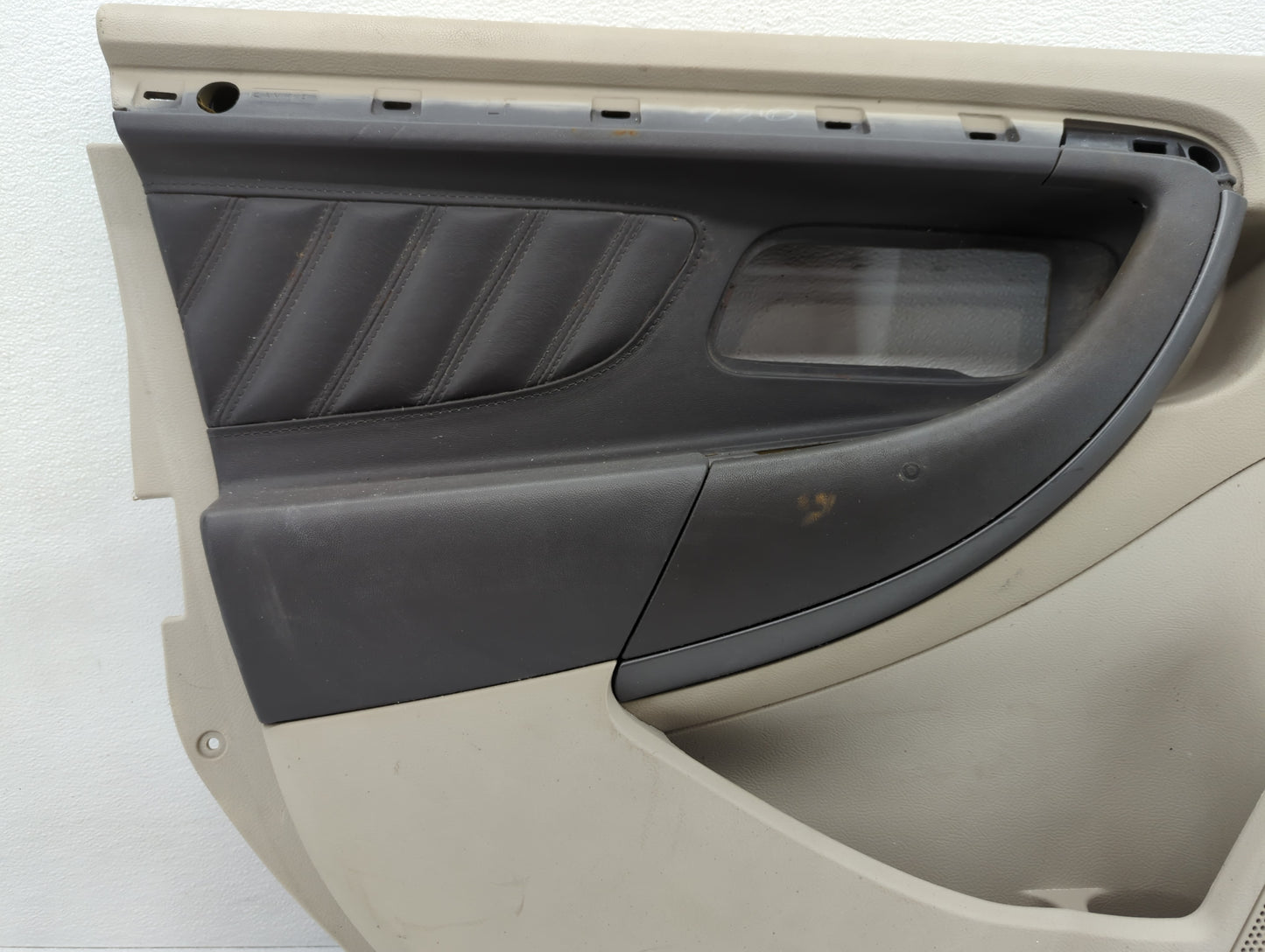 2012 Ford Taurus Front Left Driver Interior Door Panel Trim - Oemusedautoparts1.com