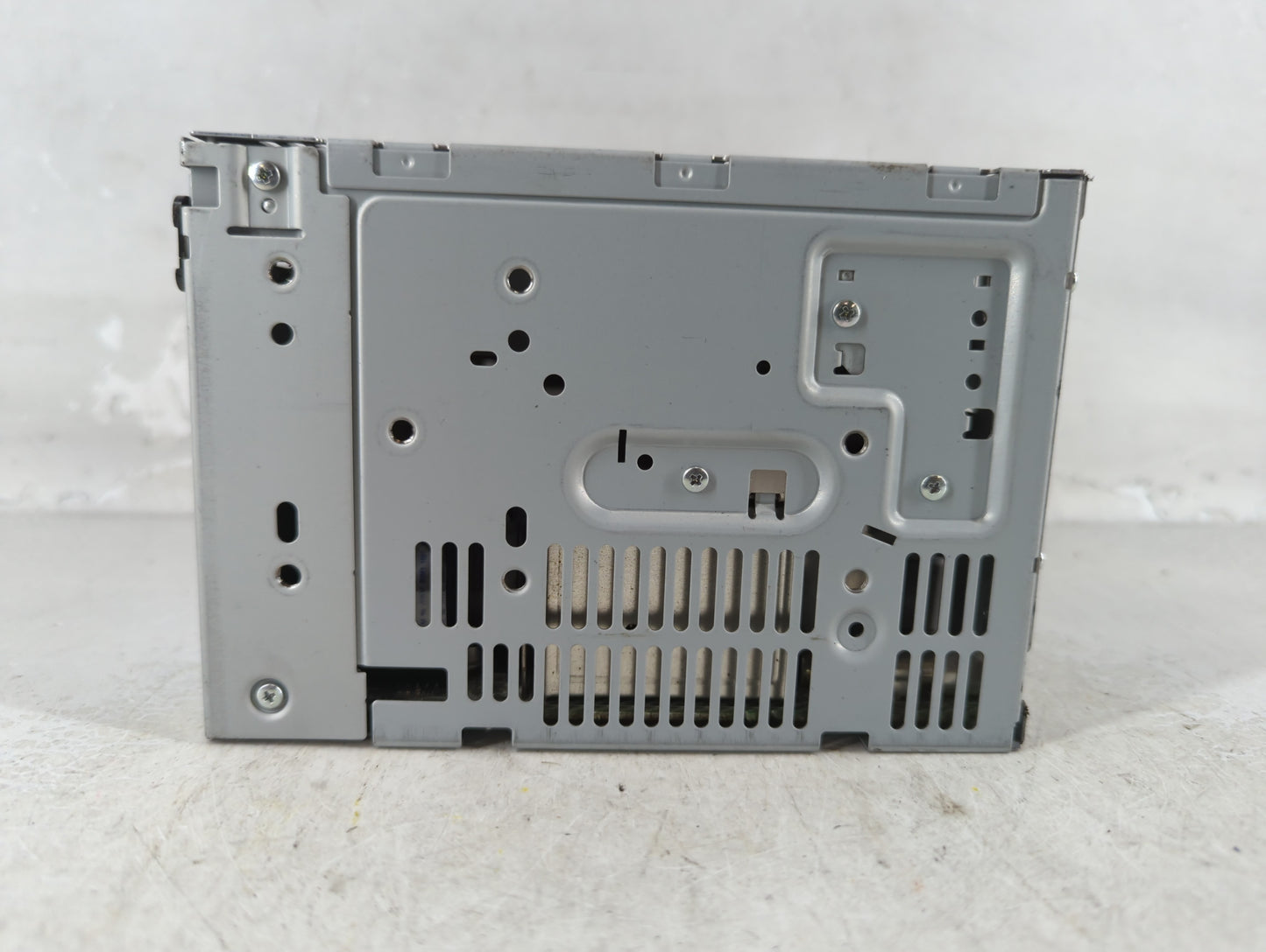 2012 Ford Taurus Radio AM FM Cd Player Receiver Replacement P/N:BG1T-19C157-AB Fits OEM Used Auto Parts - Oemusedautoparts1.