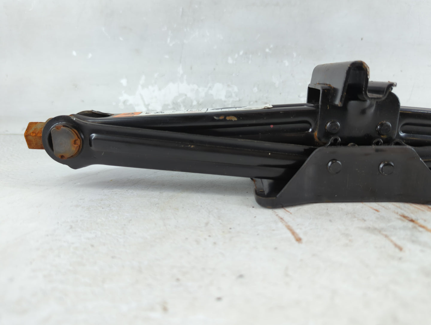 2012 Ford Taurus Spare Scissor Car Jack - Oemusedautoparts1.com