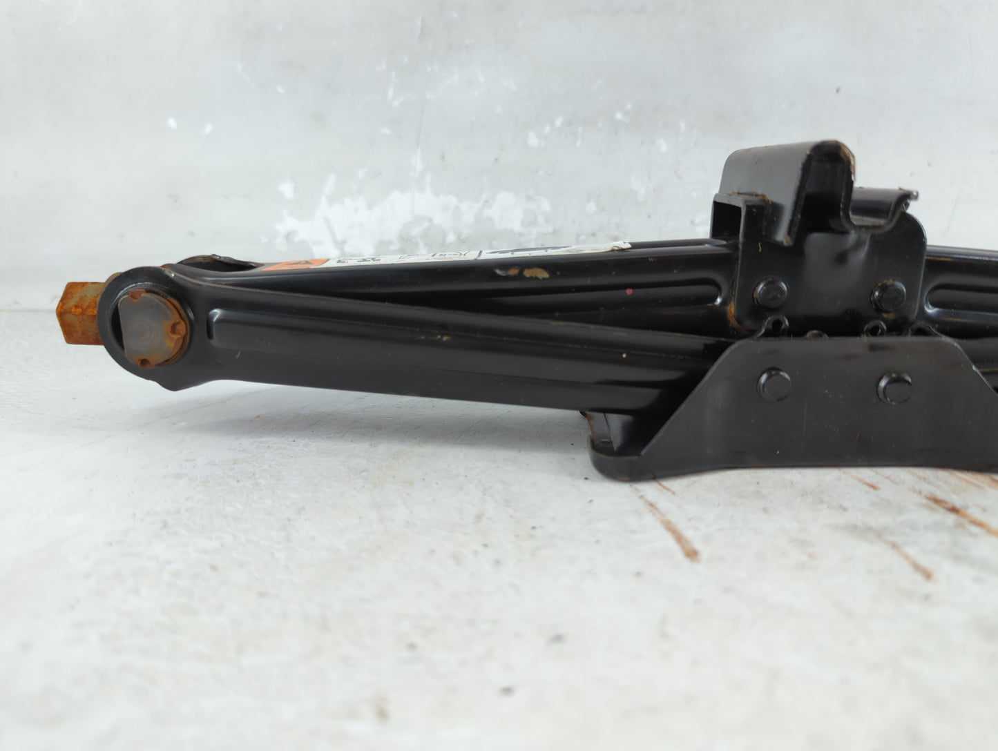 2012 Ford Taurus Spare Scissor Car Jack - Oemusedautoparts1.com