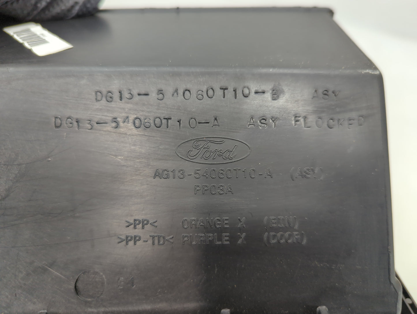 2012 Ford Taurus Passenger Glove Box Door Storage Compartment 914354 - Oemusedautoparts1.com