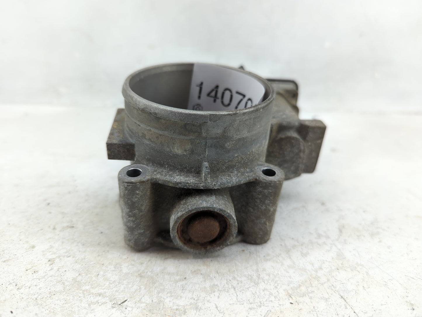 2010-2013 Ford Transit Throttle Body P/N:9T4E-9E928-BA Fits Fits 2008 2009 2010 2011 2012 2013 OEM Used Auto Parts - Oemused