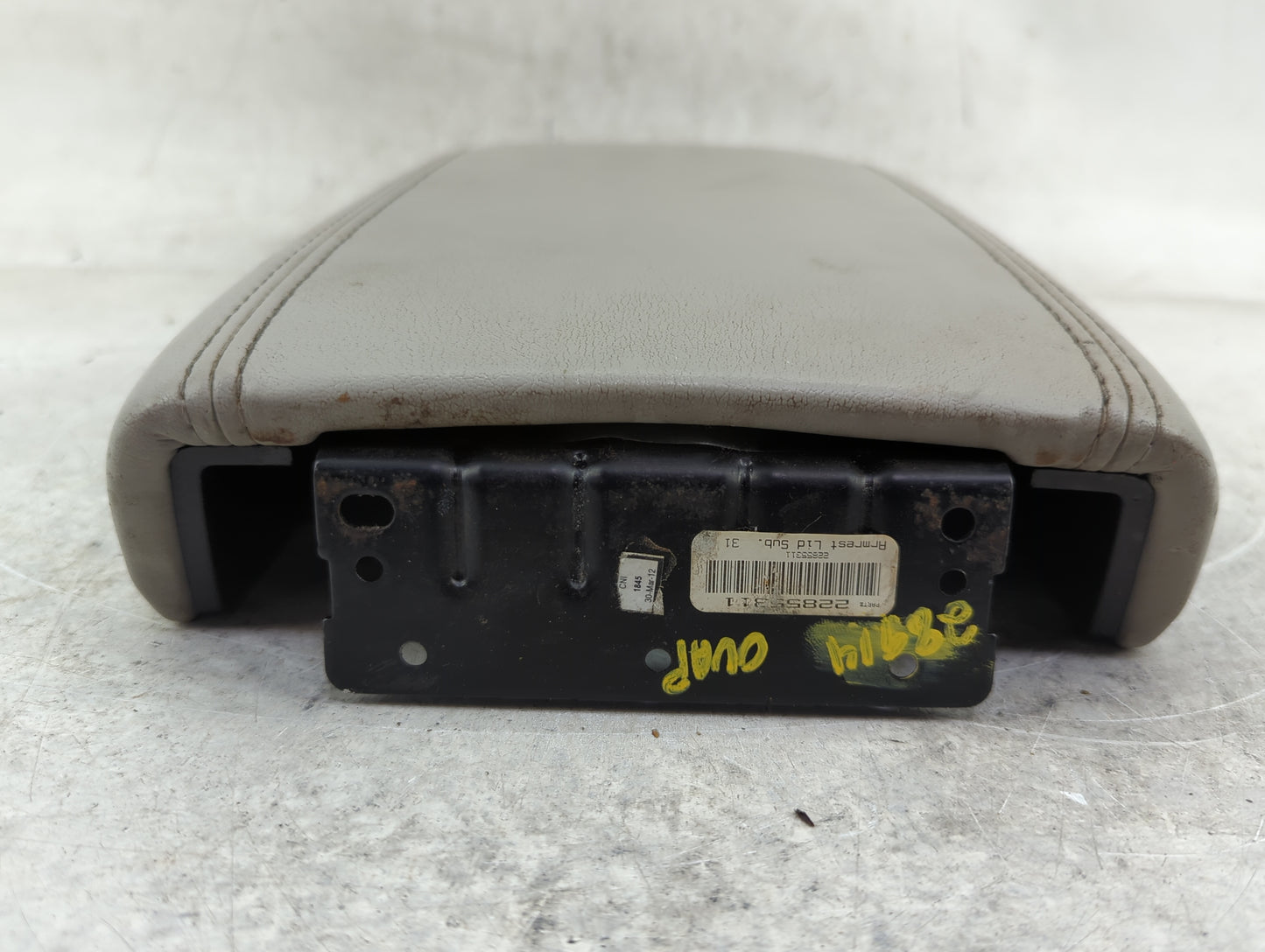 2007-2014 Gmc Acadia Center Console Armrest Cover Lid Fits Fits 2007 2008 2009 2010 2011 2012 2013 2014 2015 2016 2017 OEM U