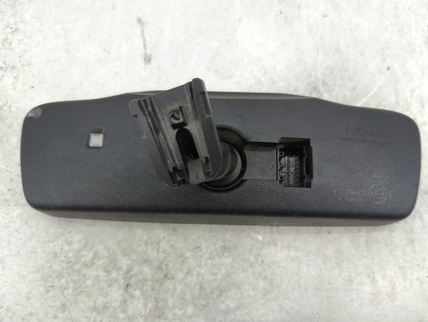 2009-2012 Gmc Acadia Interior Rear View Mirror Replacement OEM Fits Fits 2009 2010 2011 2012 2013 2014 OEM Used Auto Parts -