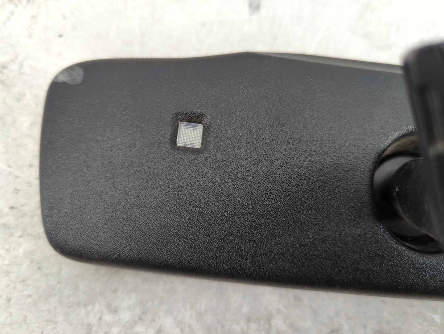 2009-2012 Gmc Acadia Interior Rear View Mirror Replacement OEM Fits Fits 2009 2010 2011 2012 2013 2014 OEM Used Auto Parts -