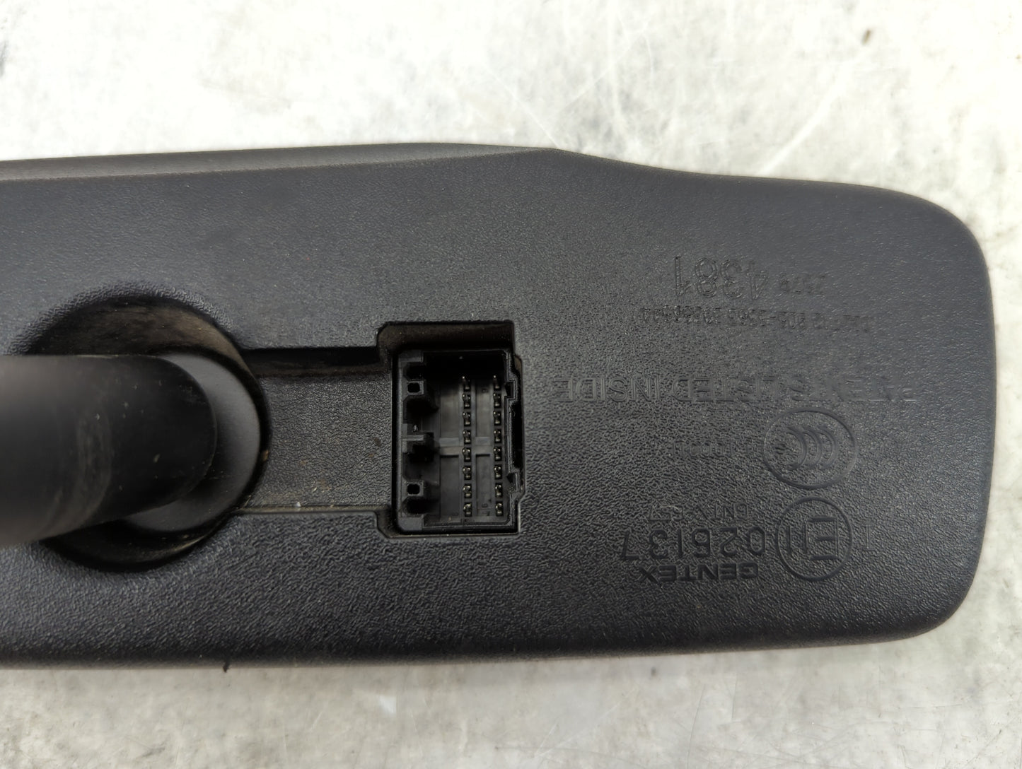 2009-2012 Gmc Acadia Interior Rear View Mirror Replacement OEM Fits Fits 2009 2010 2011 2012 2013 2014 OEM Used Auto Parts -
