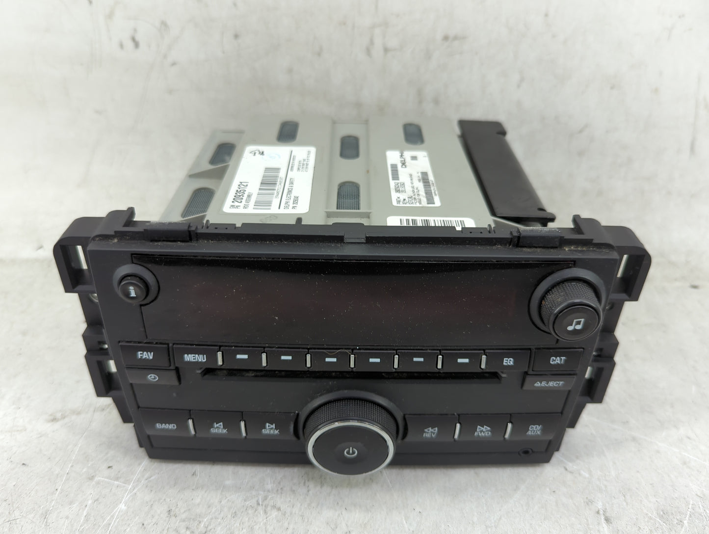 2011-2012 Gmc Acadia Radio AM FM Cd Player Receiver Replacement Fits Fits 2011 2012 OEM Used Auto Parts - Oemusedautoparts1.