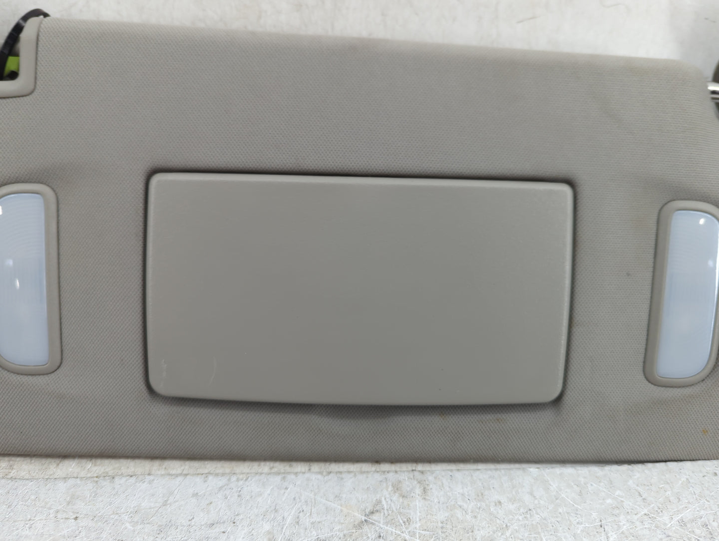 2007-2017 Gmc Acadia Sun Visor Shade Replacement Passenger Right Mirror Fits OEM Used Auto Parts - Oemusedautoparts1.com