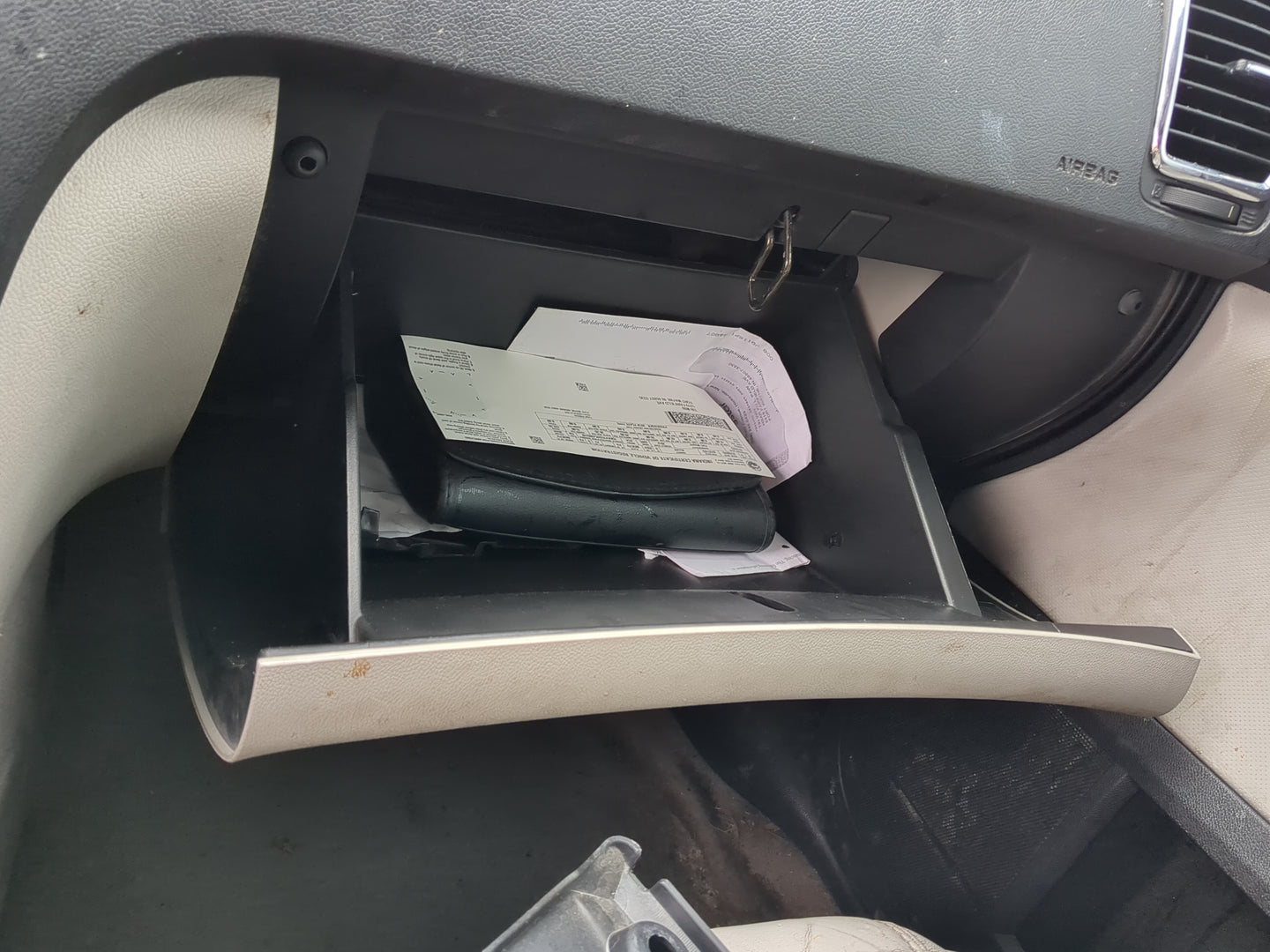 2012 Gmc Acadia Passenger Glove Box Door Storage Compartment - Oemusedautoparts1.com