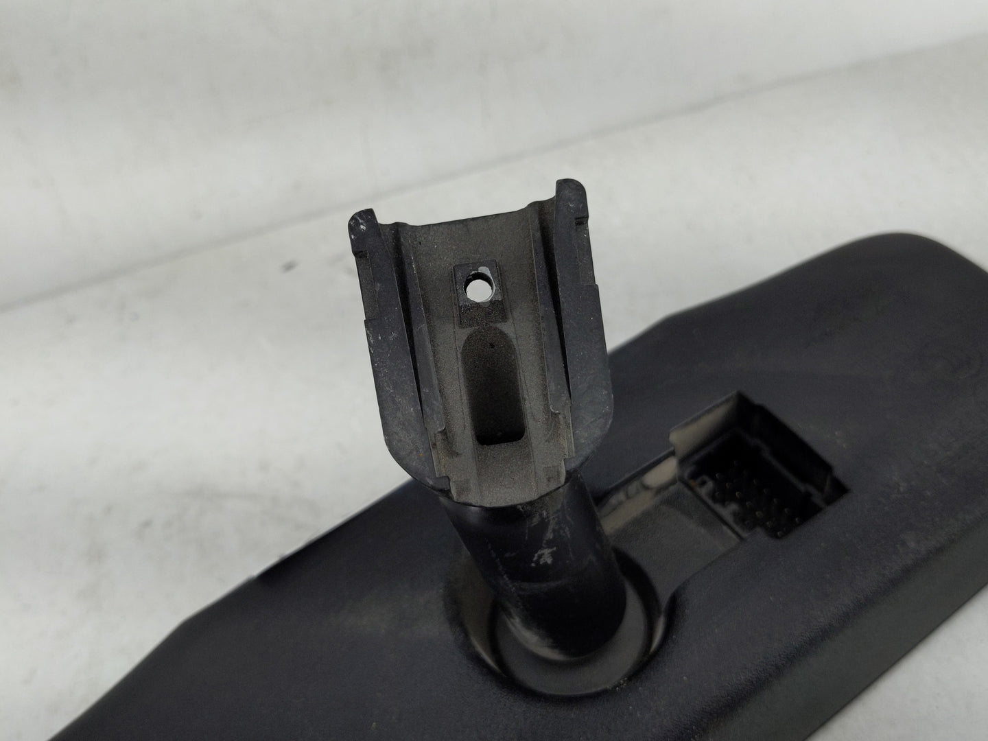 2012 Gmc Acadia Interior Rear View Mirror Replacement OEM P/N:E11026137 Fits OEM Used Auto Parts - Oemusedautoparts1.com
