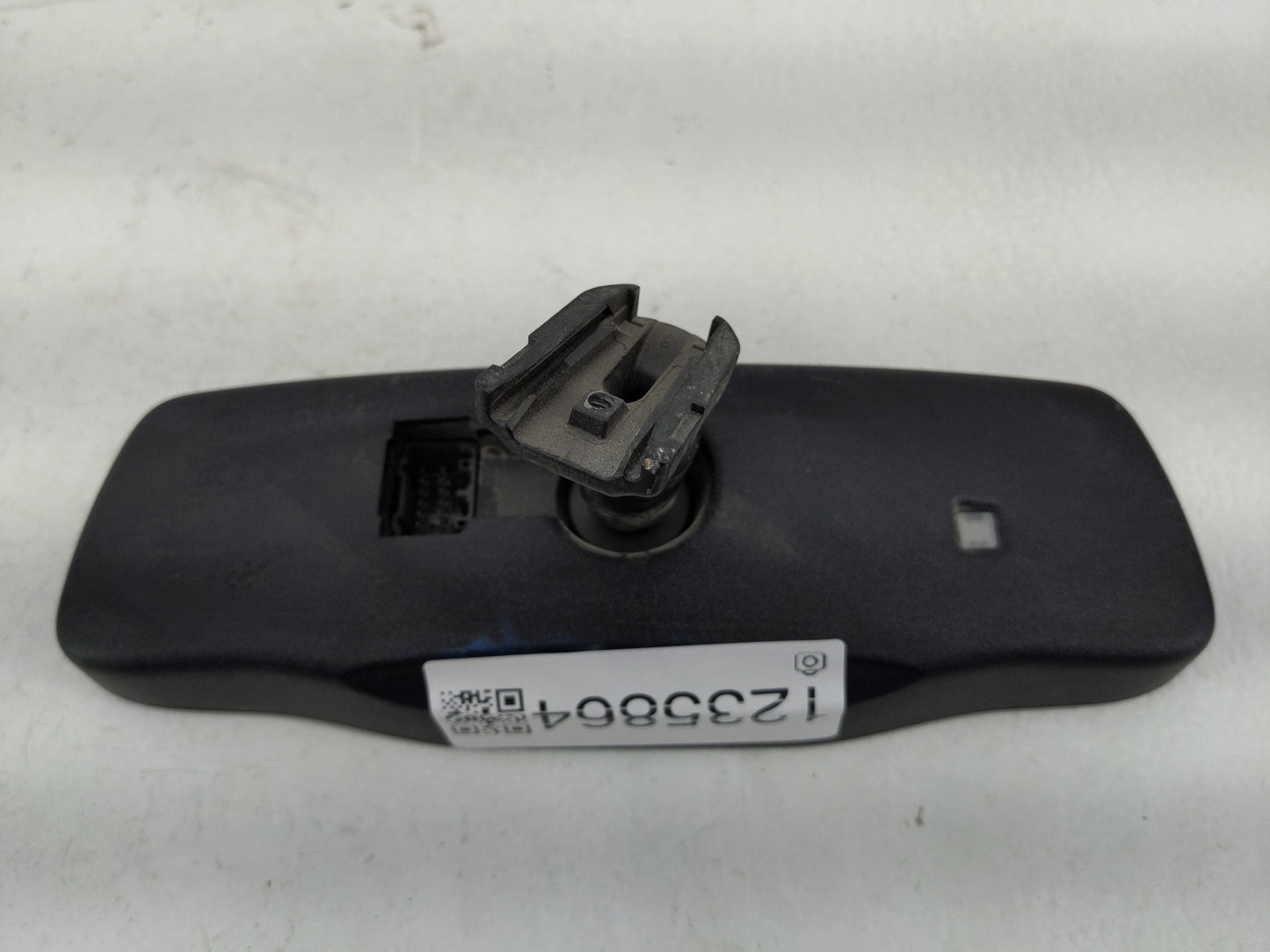 2012 Gmc Acadia Interior Rear View Mirror Replacement OEM P/N:E11026137 Fits OEM Used Auto Parts - Oemusedautoparts1.com