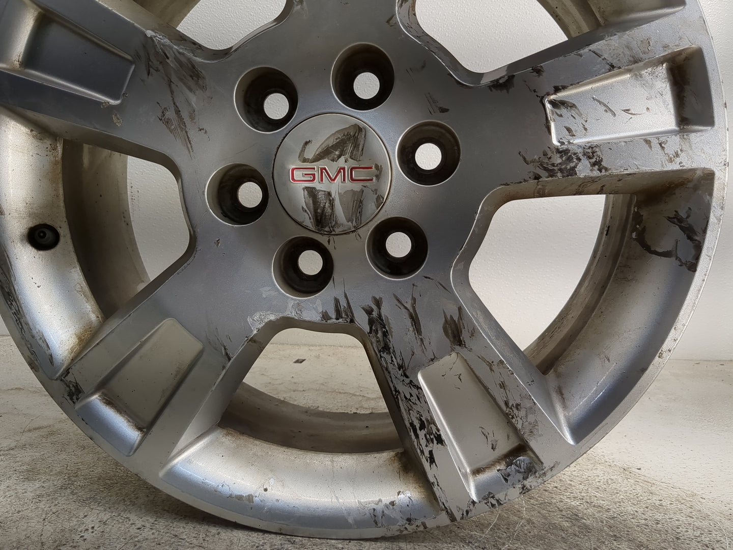 2009-2012 Gmc Acadia Oem Wheel Rim 1236180 - Oemusedautoparts1.com