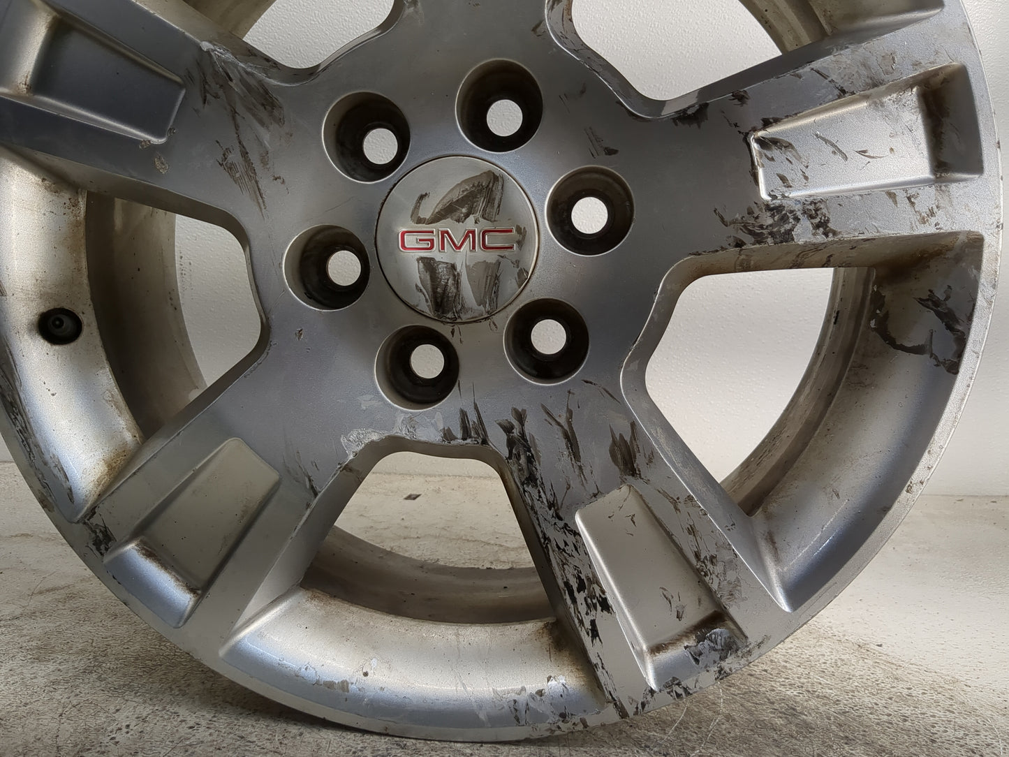 2009-2012 Gmc Acadia Oem Wheel Rim 1236180 - Oemusedautoparts1.com