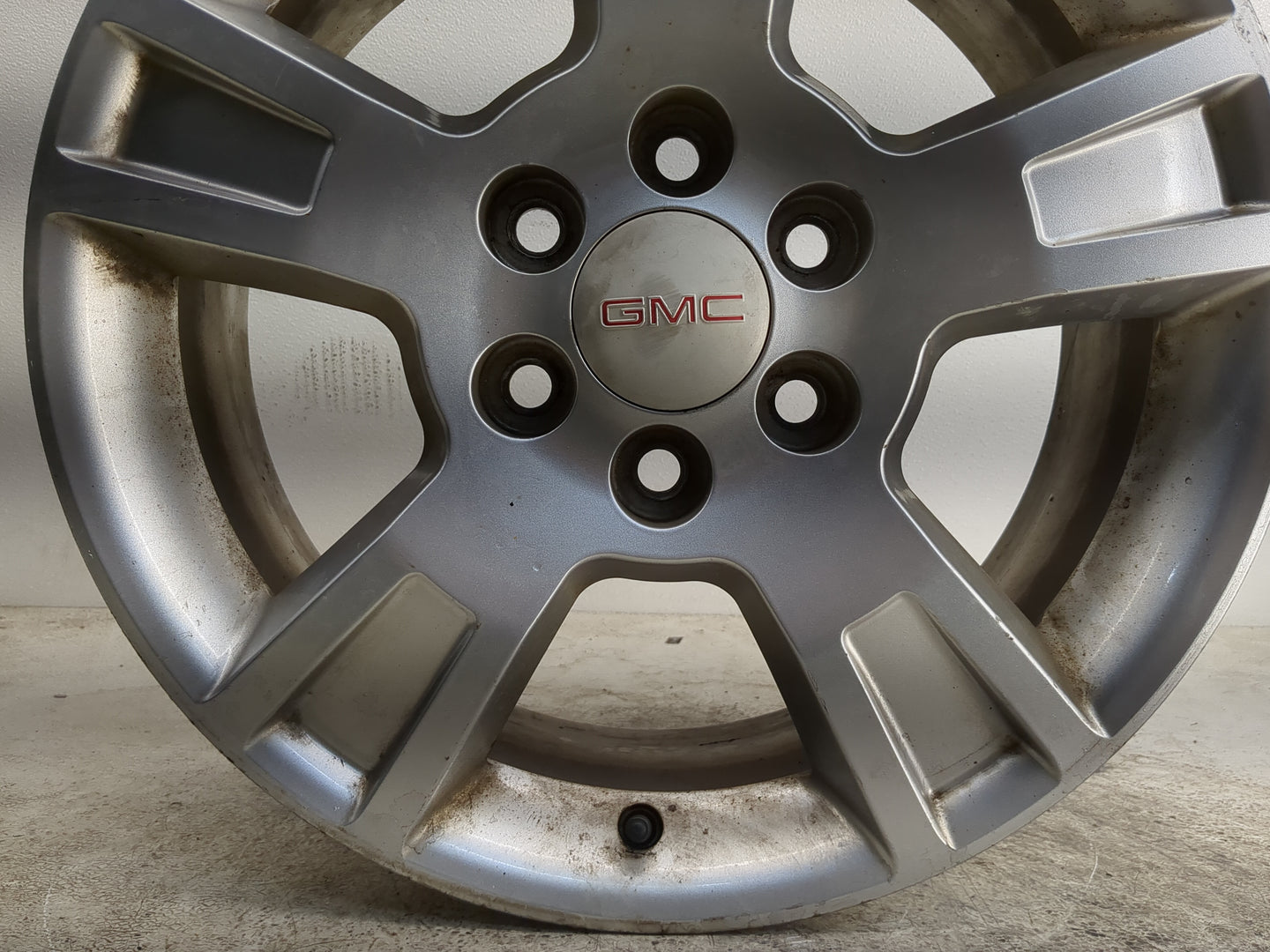 2009-2012 Gmc Acadia Oem Wheel Rim 1236182 - Oemusedautoparts1.com