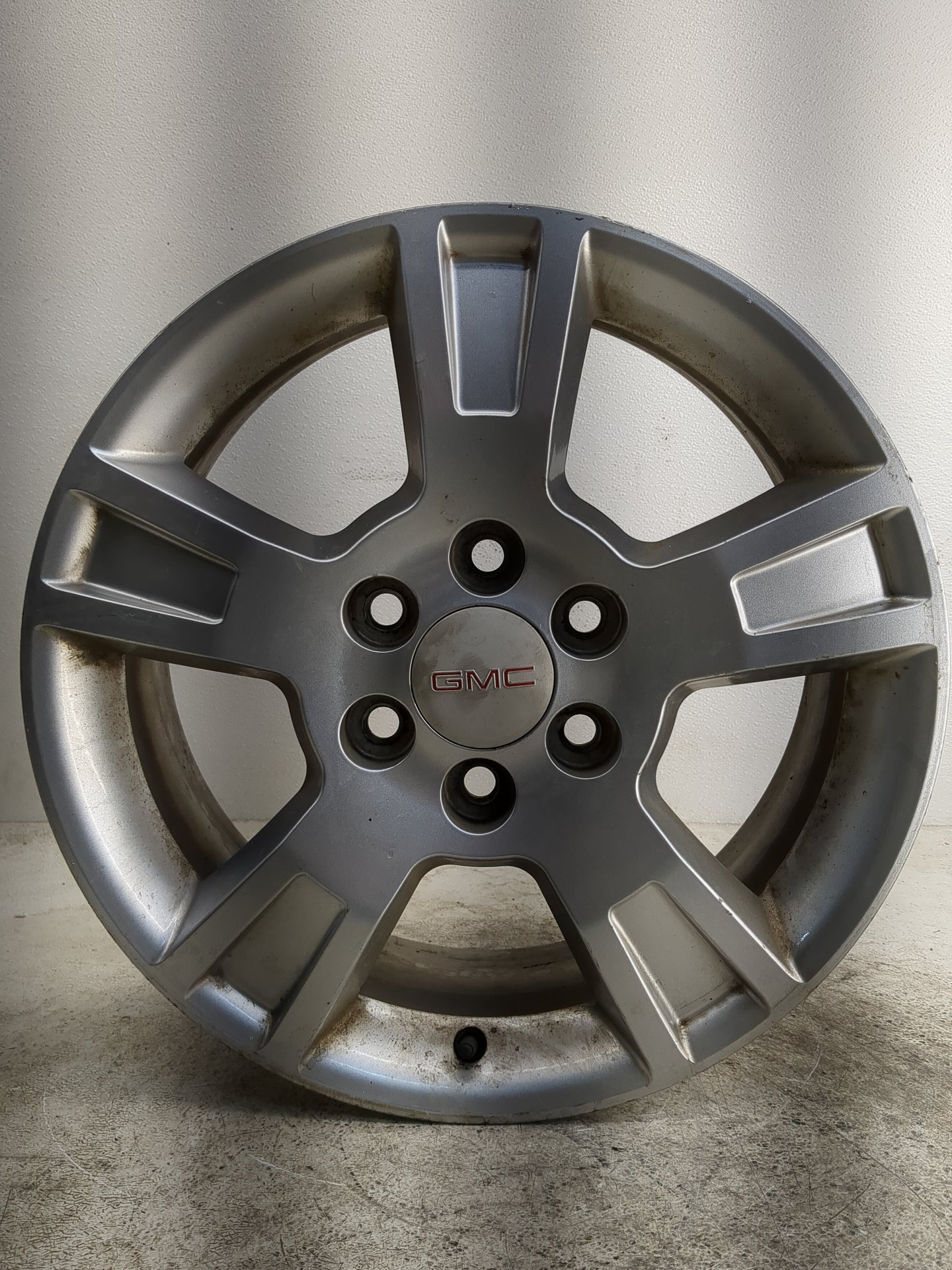 2009-2012 Gmc Acadia Oem Wheel Rim 1236182 - Oemusedautoparts1.com