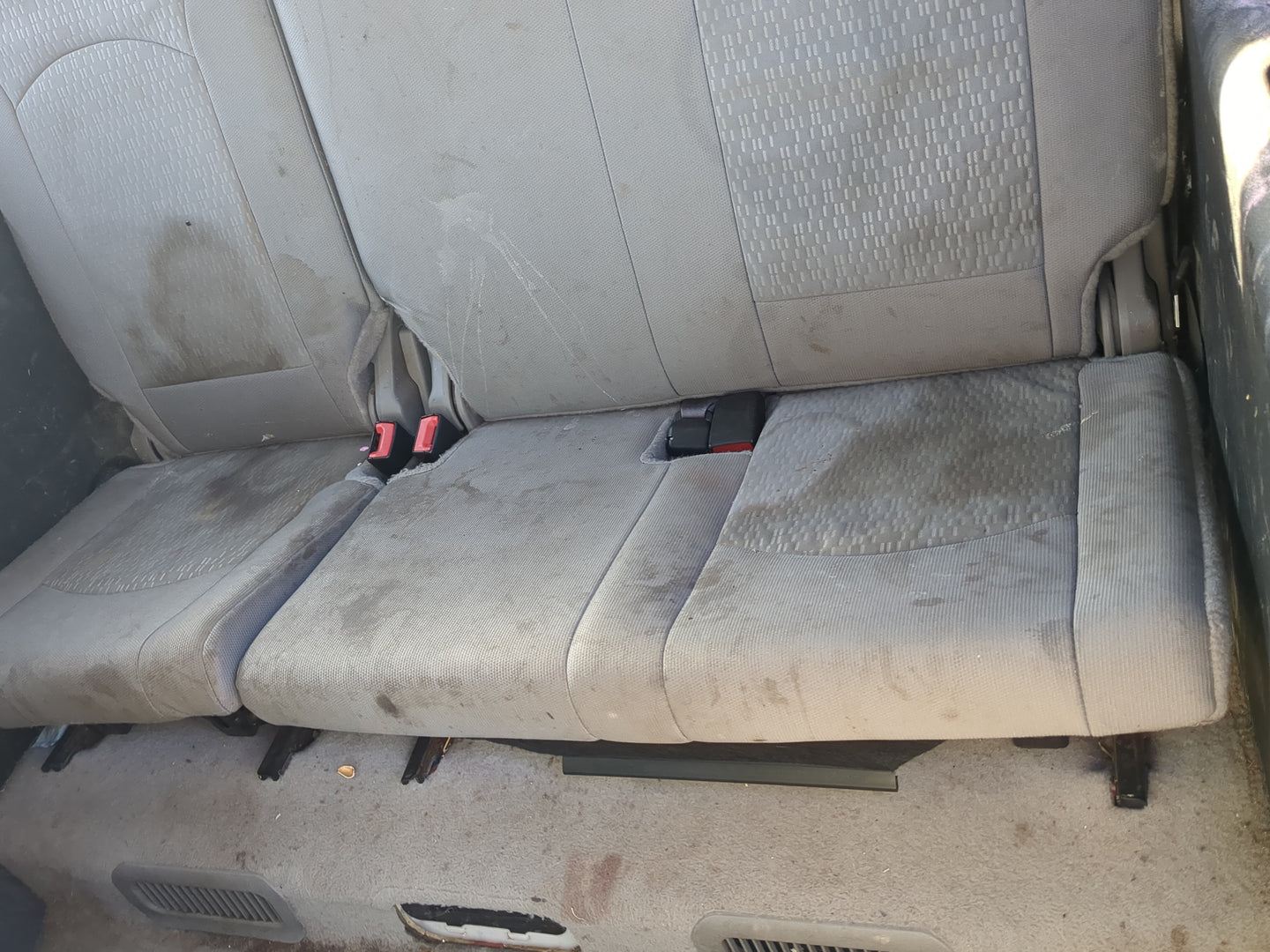 2012 Gmc Acadia Rear Seat Oem - Oemusedautoparts1.com