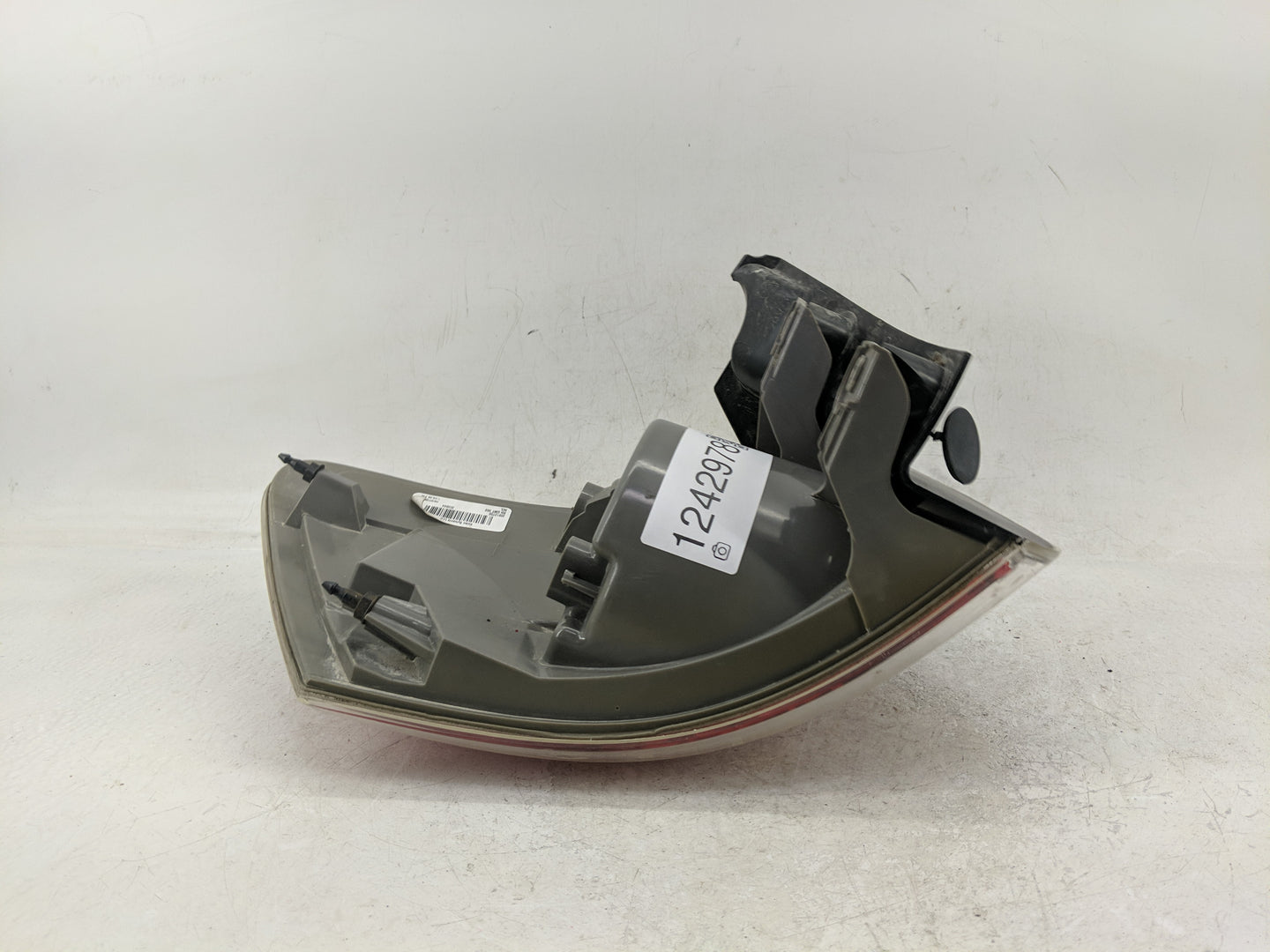 2007-2012 Gmc Acadia Tail Light Assembly Passenger Right OEM P/N:20912756 Fits Fits 2007 2008 2009 2010 2011 2012 OEM Used A