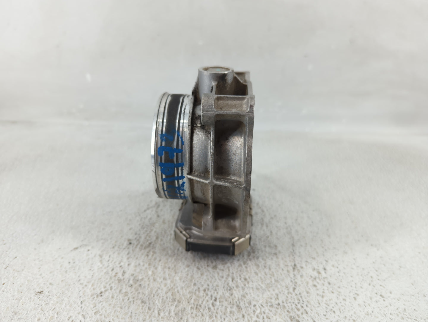 2012-2017 Gmc Acadia Throttle Body Fits Fits 2012 2013 2014 2015 2016 2017 2018 2019 2020 2021 2022 OEM Used Auto Parts - Oe