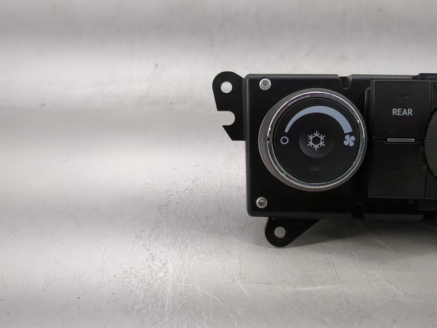 2007-2012 Gmc Acadia Climate Control Module Temperature AC/Heater Replacement P/N:20917131 Fits Fits 2007 2008 2009 2010 201