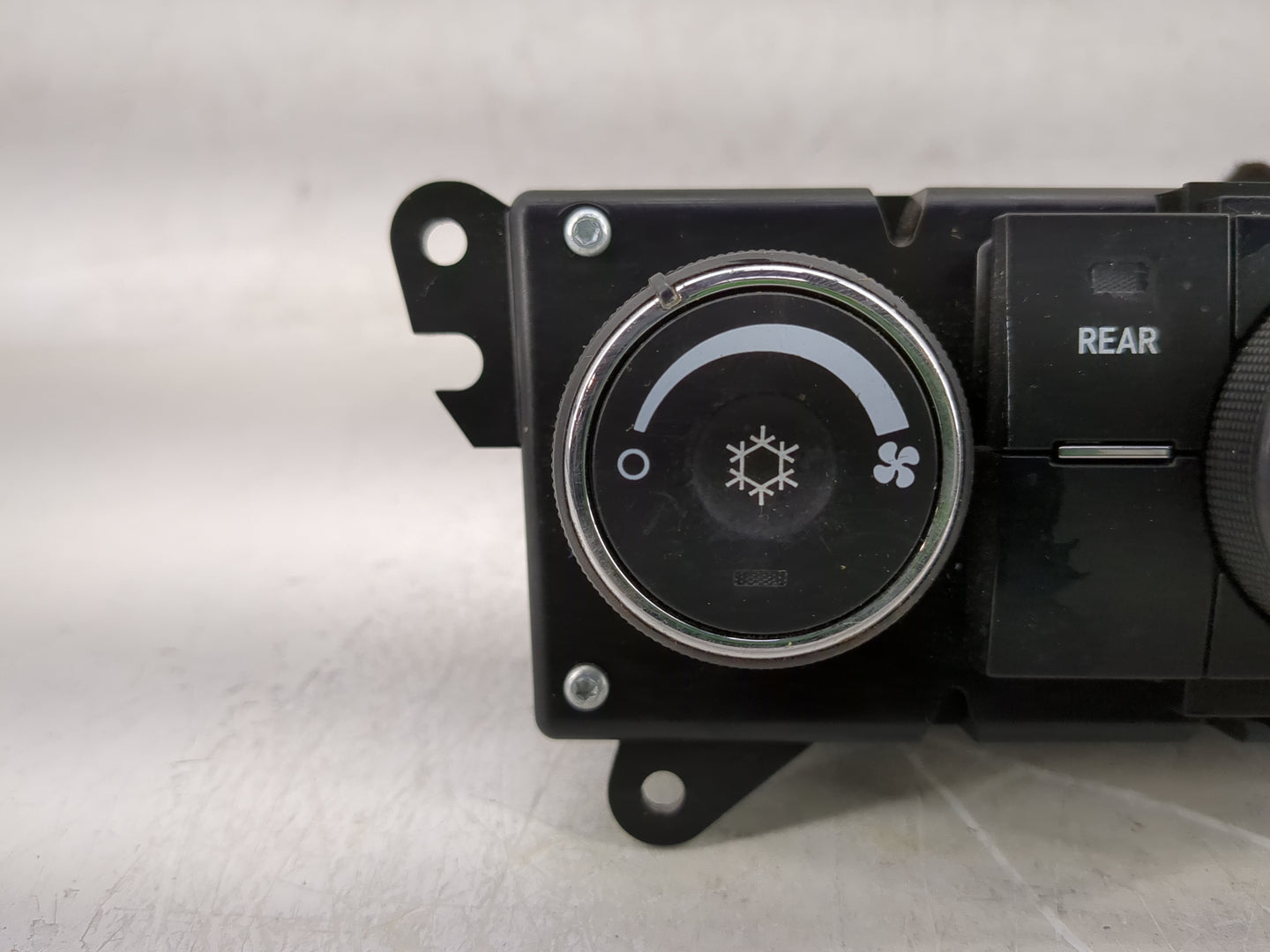 2007-2012 Gmc Acadia Climate Control Module Temperature AC/Heater Replacement P/N:20917131 Fits Fits 2007 2008 2009 2010 201