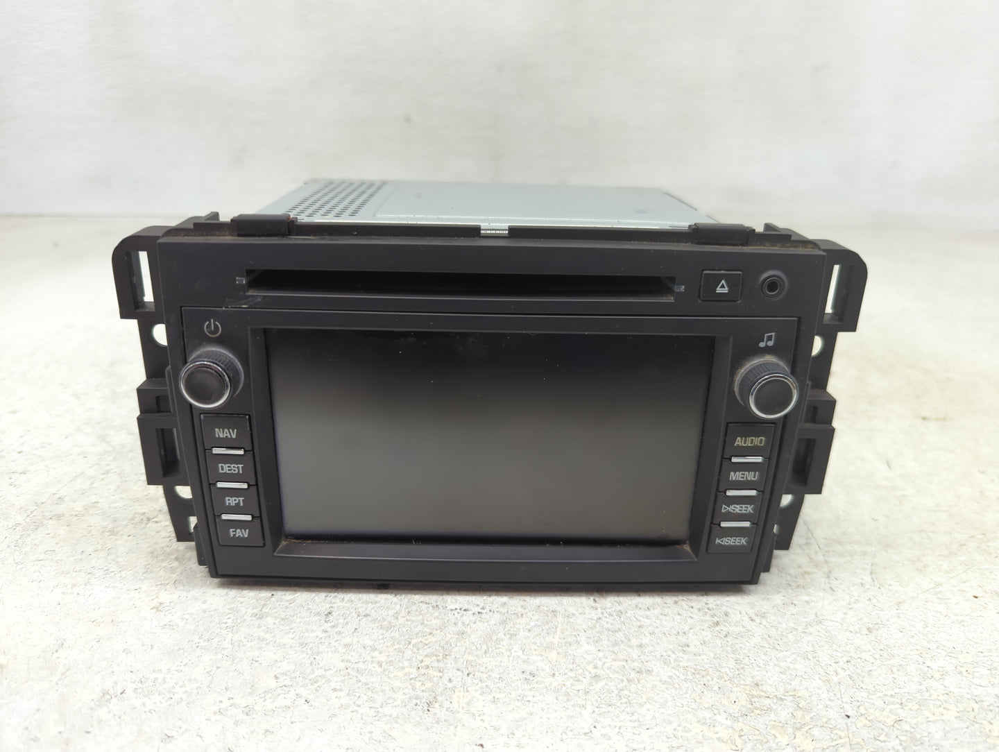 2010-2012 Gmc Acadia Radio AM FM Cd Player Receiver Replacement P/N:22921420 Fits Fits 2010 2011 2012 OEM Used Auto Parts - 