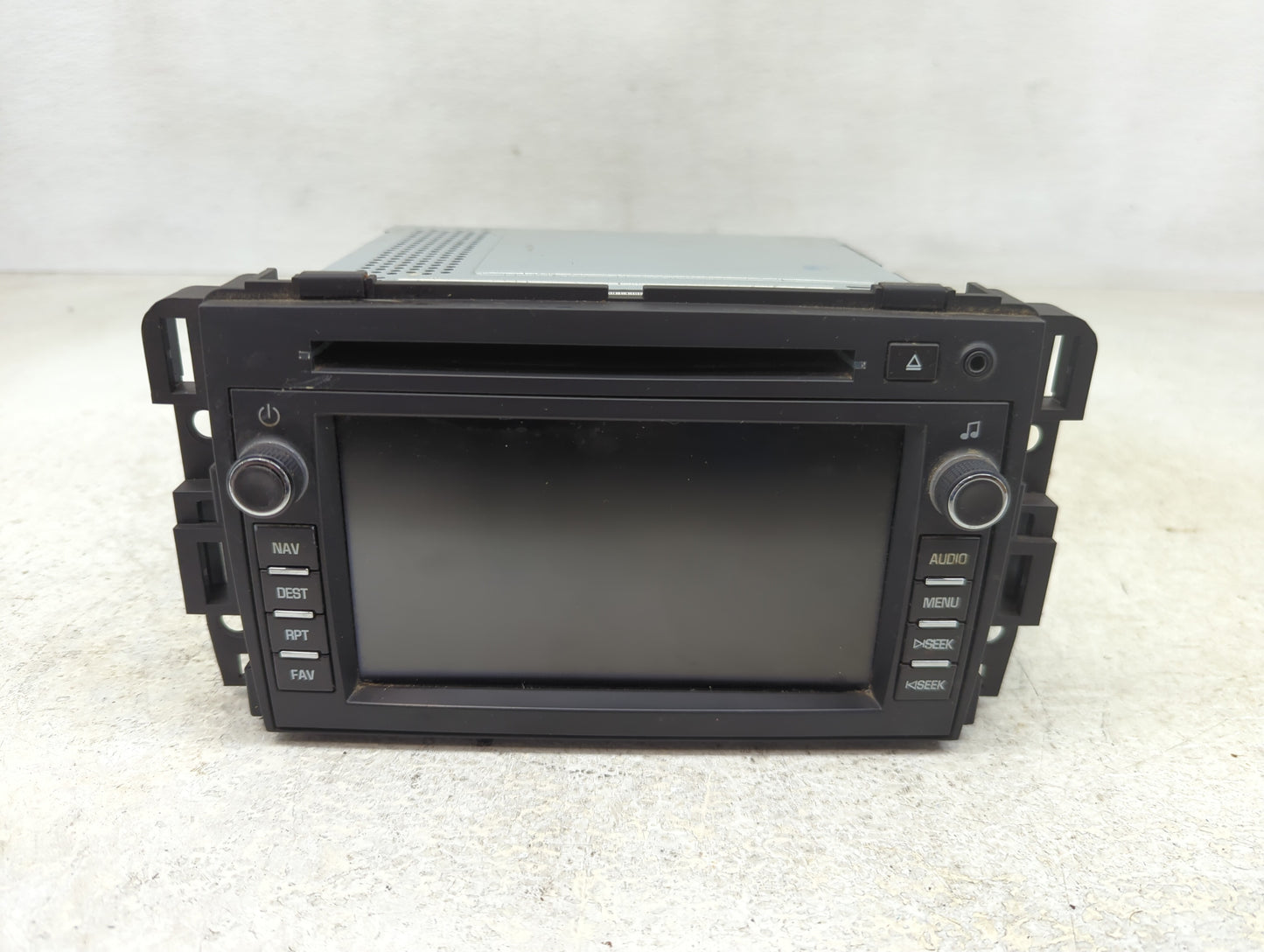 2010-2012 Gmc Acadia Radio AM FM Cd Player Receiver Replacement P/N:22921420 Fits Fits 2010 2011 2012 OEM Used Auto Parts - 