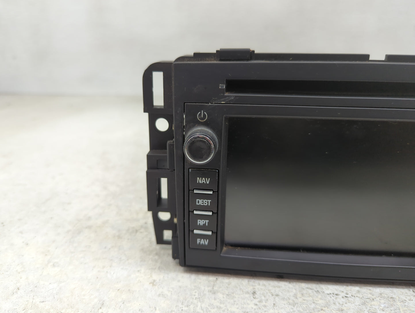 2010-2012 Gmc Acadia Radio AM FM Cd Player Receiver Replacement P/N:22921420 Fits Fits 2010 2011 2012 OEM Used Auto Parts - 