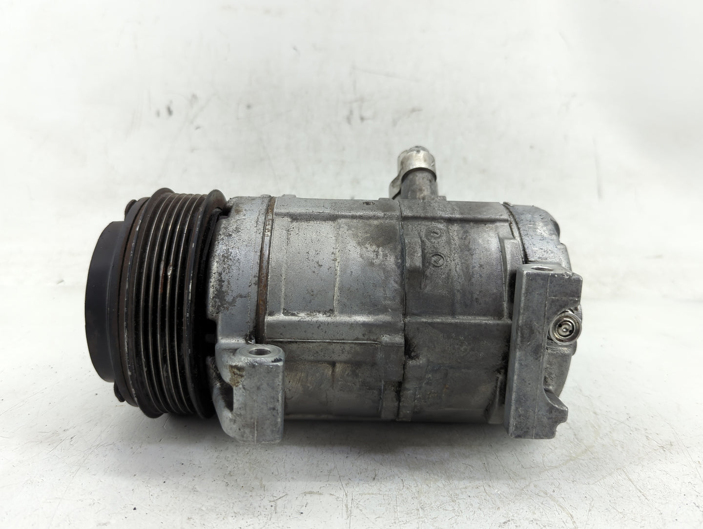 2007-2012 Gmc Acadia Air Conditioning A/c Ac Compressor Oem - Oemusedautoparts1.com