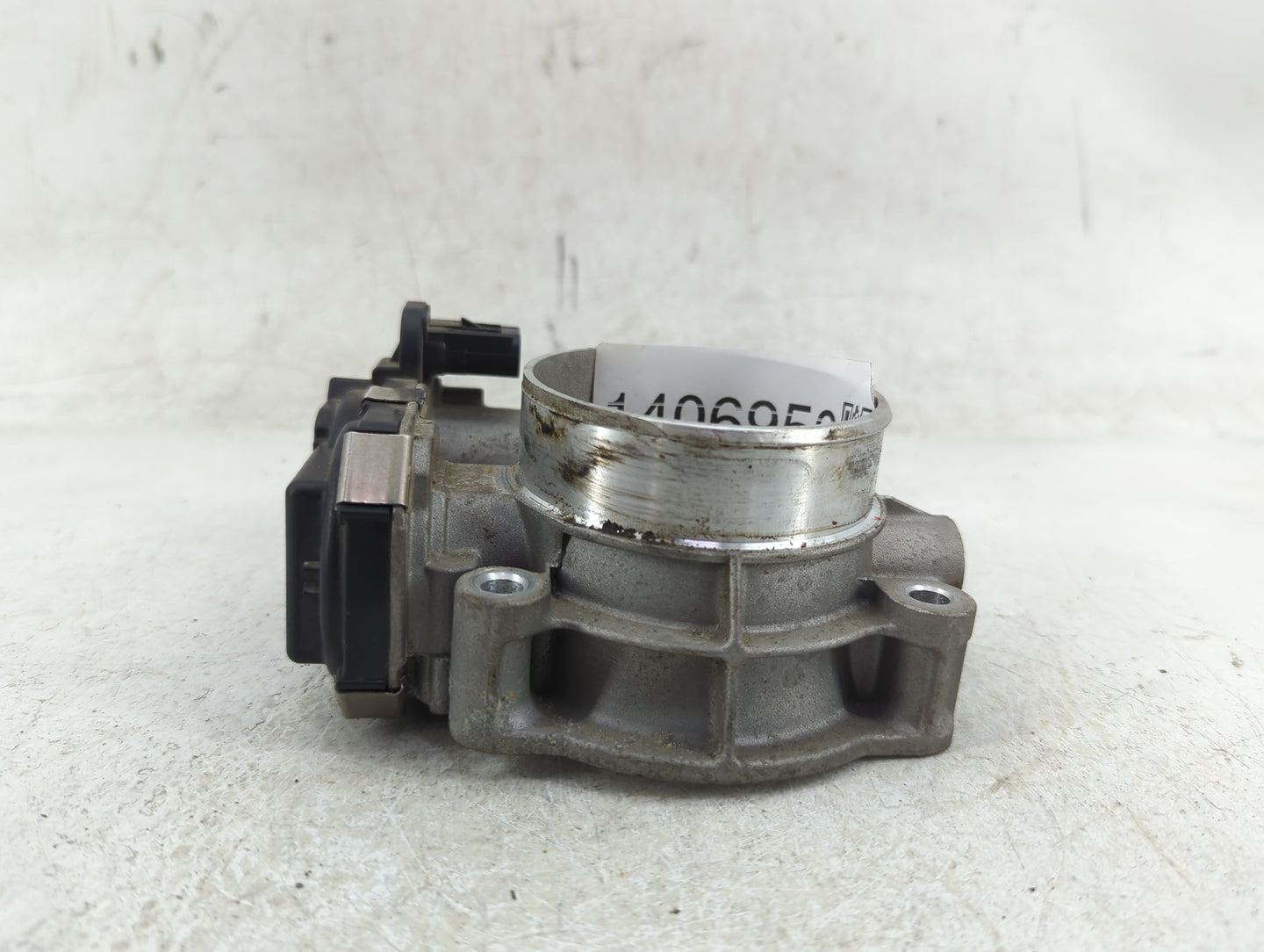 2012-2017 Gmc Acadia Throttle Body P/N:12632172BA Fits Fits 2012 2013 2014 2015 2016 2017 2018 2019 2020 2021 2022 OEM Used 