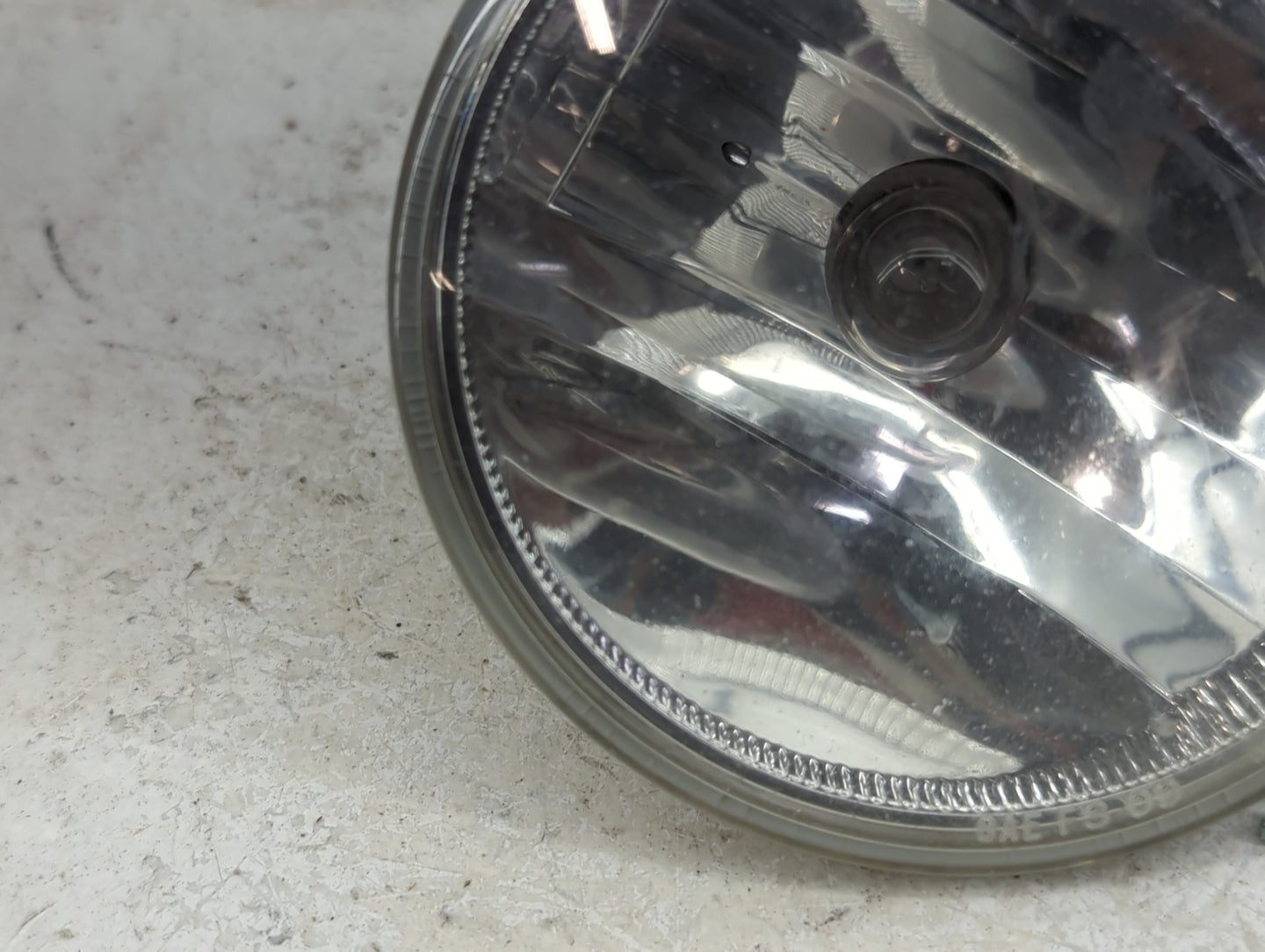 2007-2012 Gmc Acadia Driver Left Oem Front Light Lamp - Oemusedautoparts1.com