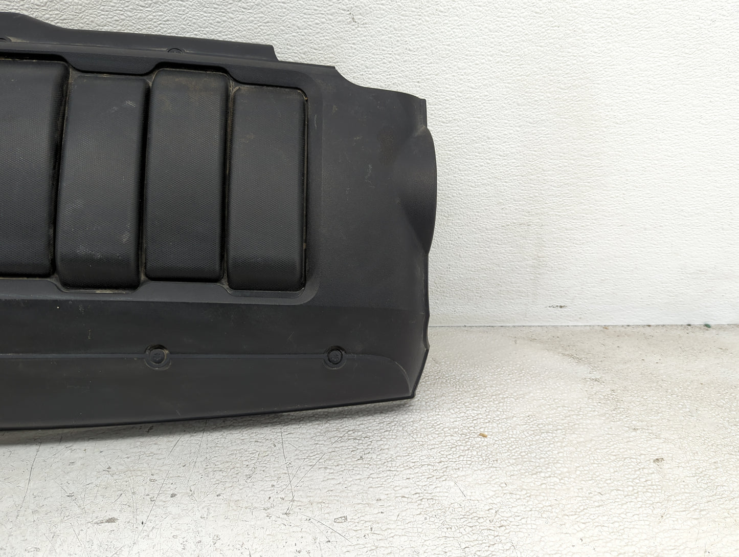 2012 Gmc Acadia Engine Cover - Oemusedautoparts1.com