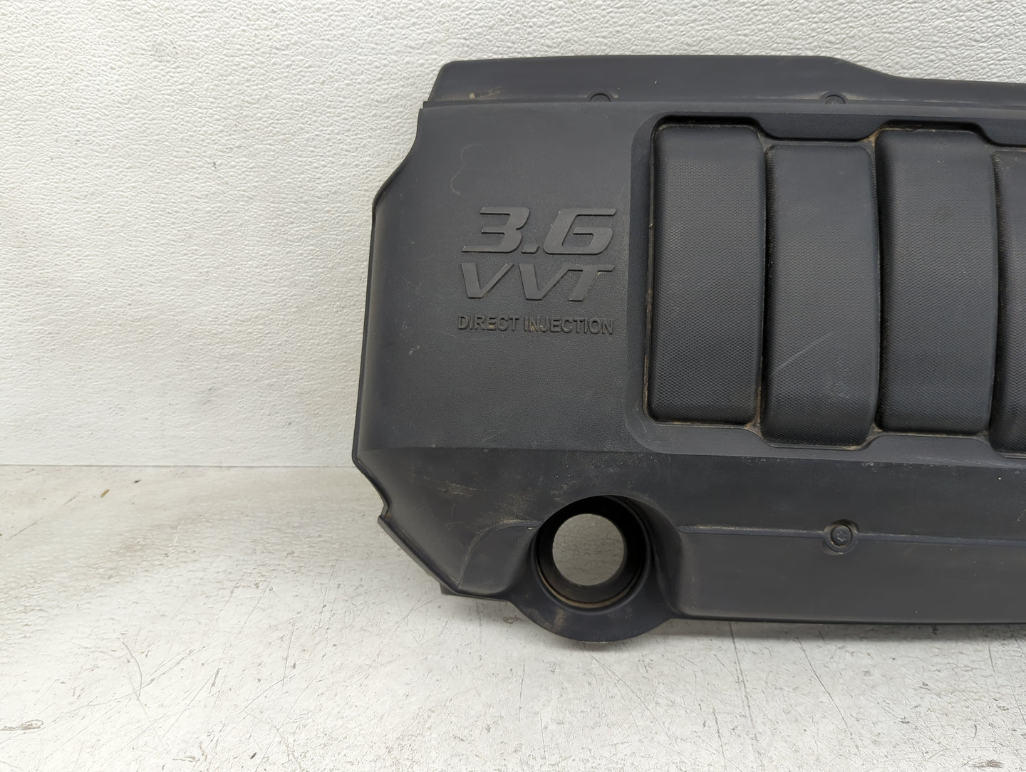 2012 Gmc Acadia Engine Cover - Oemusedautoparts1.com