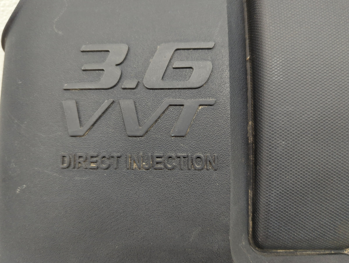 2012 Gmc Acadia Engine Cover 1409582 - Oemusedautoparts1.com