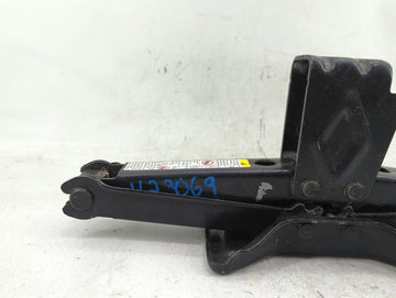 2012 Gmc Acadia Spare Scissor Car Jack