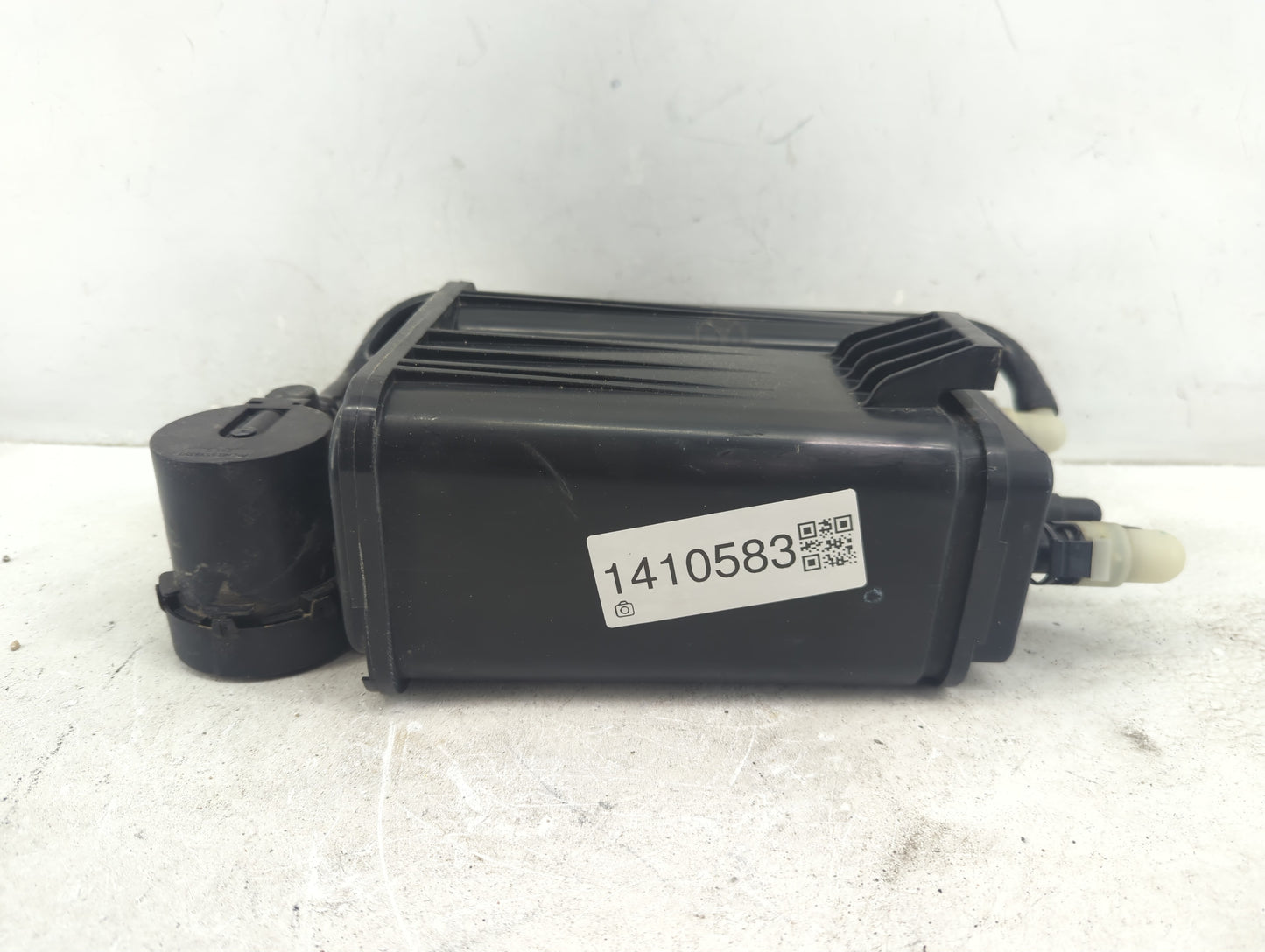 2012 Gmc Acadia Fuel Vapor Charcoal Canister - Oemusedautoparts1.com