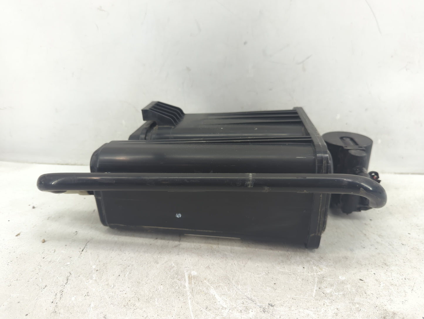2012 Gmc Acadia Fuel Vapor Charcoal Canister 1410583 - Oemusedautoparts1.com