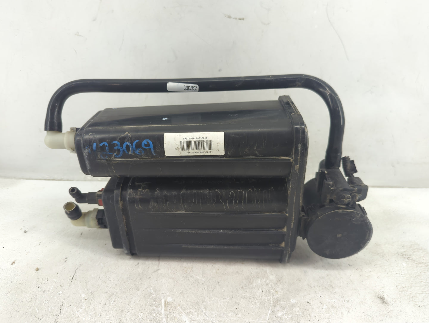 2012 Gmc Acadia Fuel Vapor Charcoal Canister 1410583 - Oemusedautoparts1.com