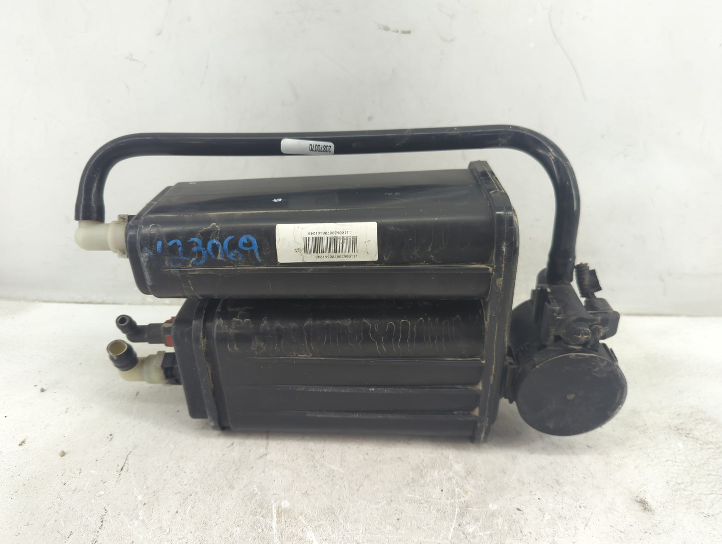 2012 Gmc Acadia Fuel Vapor Charcoal Canister 1410583 - Oemusedautoparts1.com