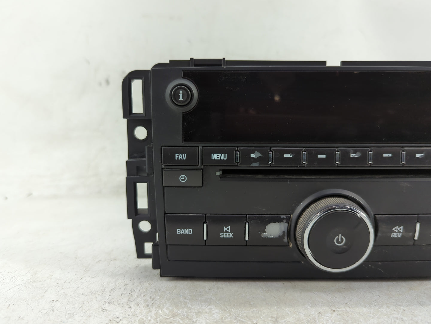 2012 Gmc Acadia Radio AM FM Cd Player Receiver Replacement P/N:20935118 Fits OEM Used Auto Parts - Oemusedautoparts1.com