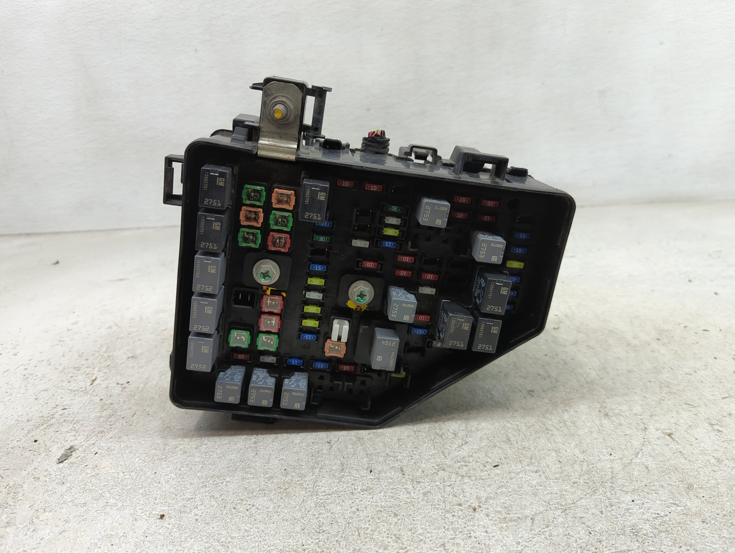 2012 Gmc Acadia Fusebox Fuse Box Panel Relay Module P/N:P20972853 Fits OEM Used Auto Parts - Oemusedautoparts1.com