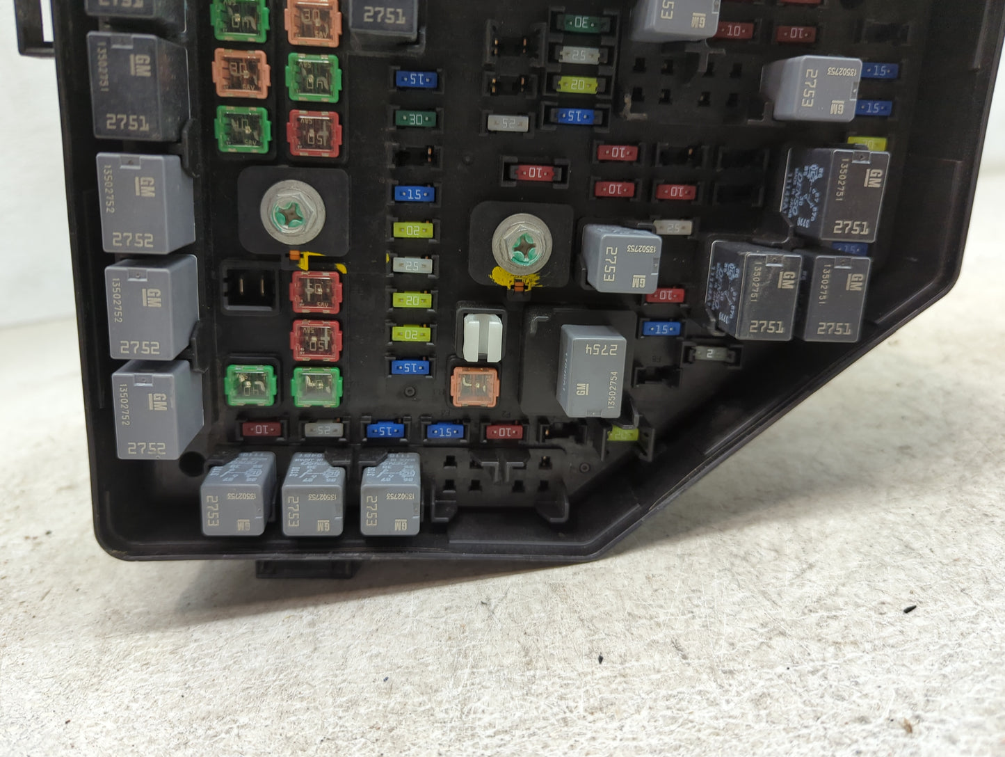 2012 Gmc Acadia Fusebox Fuse Box Panel Relay Module P/N:P20972853 Fits OEM Used Auto Parts - Oemusedautoparts1.com