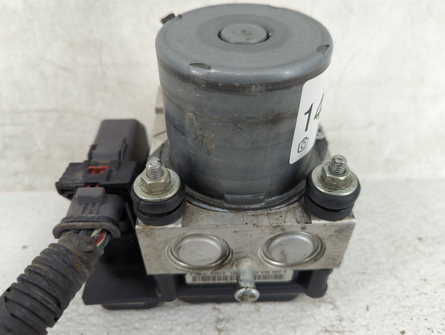 2012-2017 Gmc Acadia ABS Pump Control Module Replacement P/N:0 265 952 107 0 265 230 663 Fits Fits 2012 2013 2014 2015 2016 
