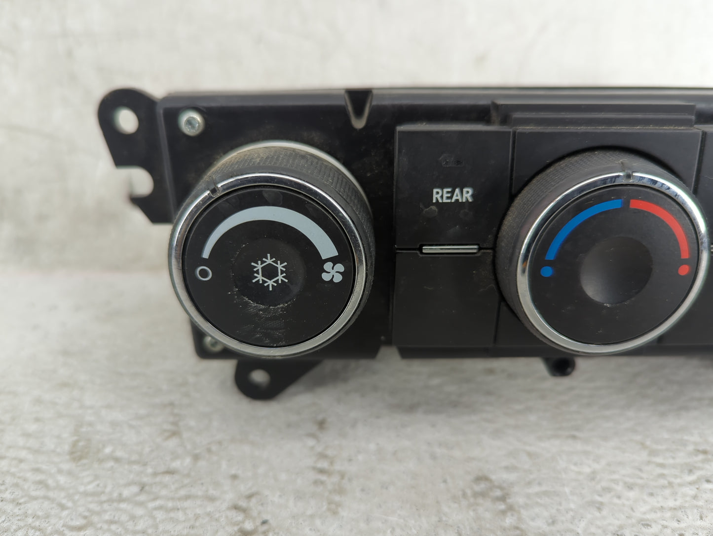 2007-2012 Gmc Acadia Climate Control Module Temperature AC/Heater Replacement P/N:20917131 13175 Fits OEM Used Auto Parts - 