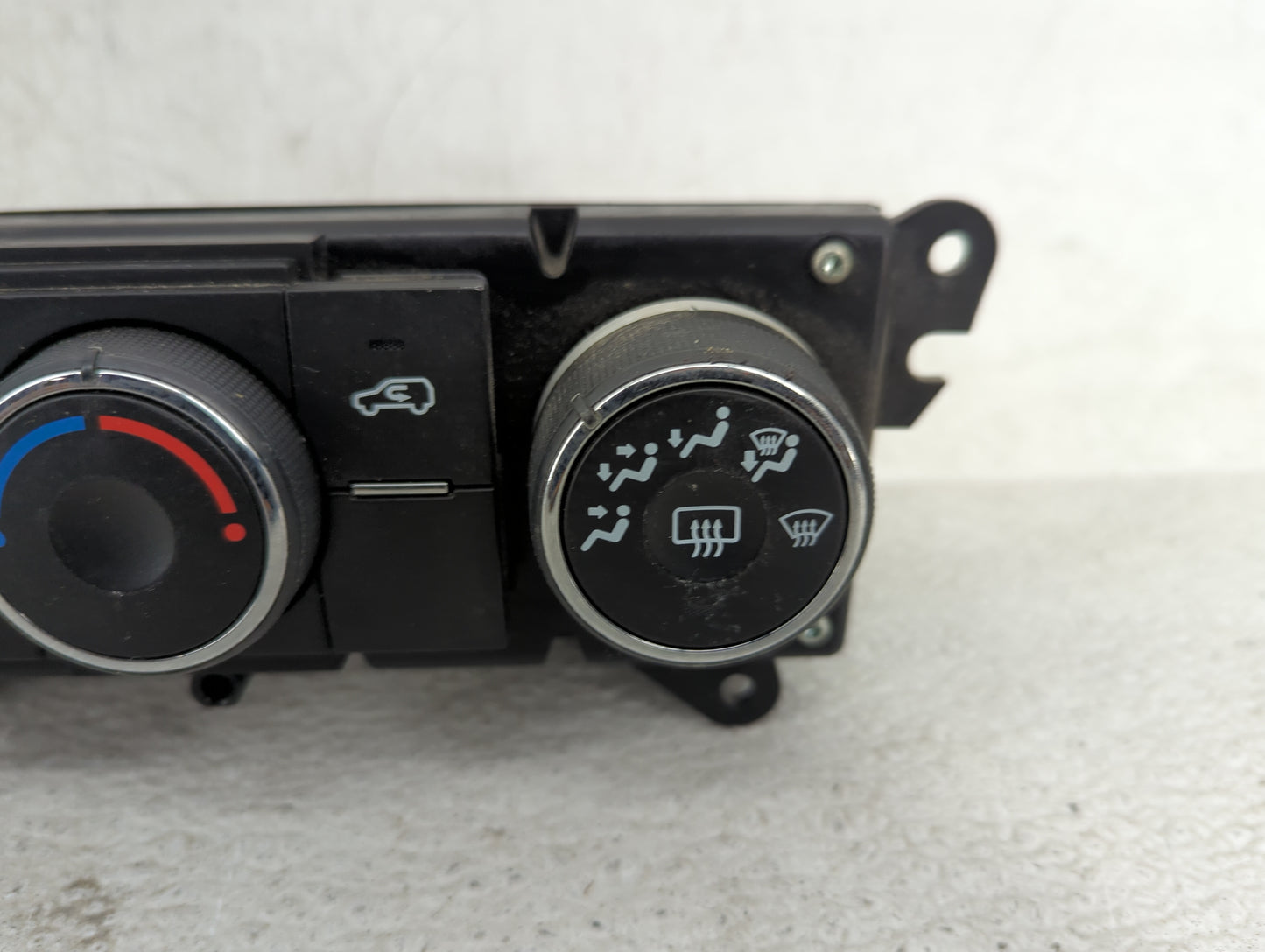2007-2012 Gmc Acadia Climate Control Module Temperature AC/Heater Replacement P/N:20917131 13175 Fits OEM Used Auto Parts - 