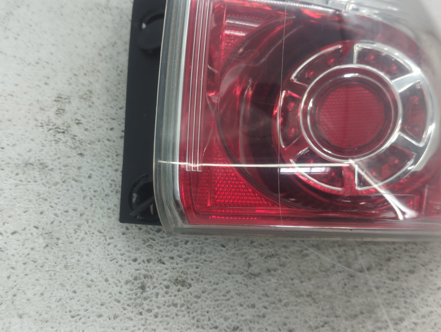 2007-2012 Gmc Acadia Tail Light Assembly Passenger Right OEM P/N:25954938 20912756 Fits Fits 2007 2008 2009 2010 2011 2012 O